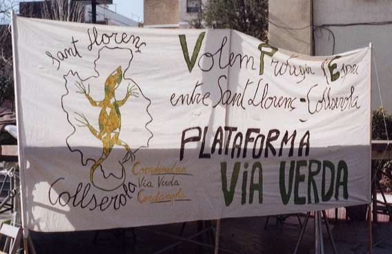 Pancarta de la Plataforma Via Verda.